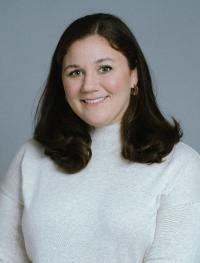 Alyssa Marie Tracy, LMHC Profile Headshot